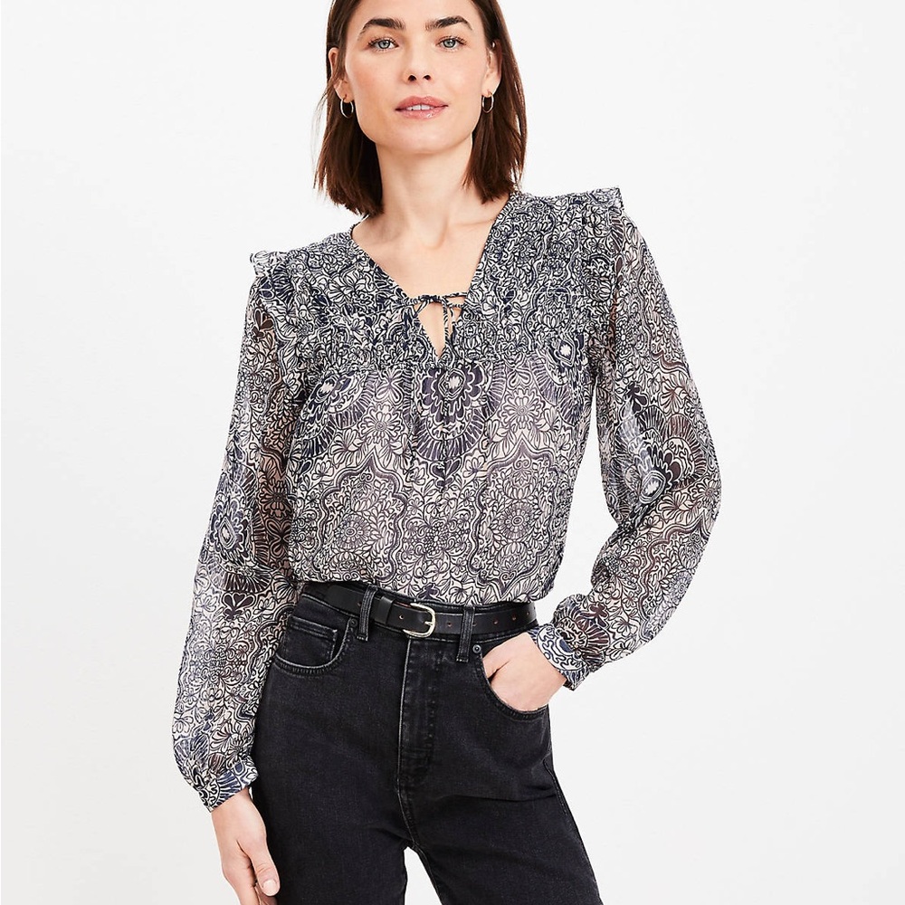 Long-Sleeve Floral Print Ruffle Yoke Blouse - Black/White